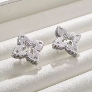 Elegant Silver Floral Earrings